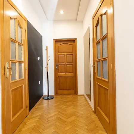 Tatra Centrum Krupowki By Bookinghost Apartman *