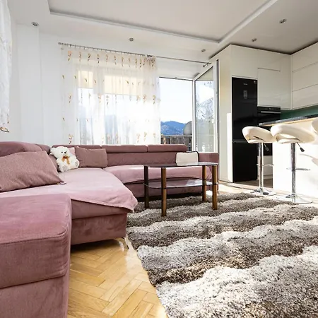 Tatra Centrum Krupowki By Bookinghost