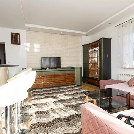 Tatra Centrum Krupowki By Bookinghost Apartman Zakopane