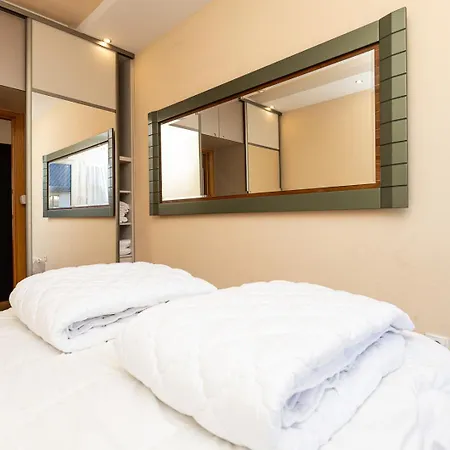 Tatra Centrum Krupowki By Bookinghost *