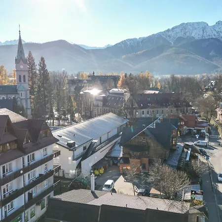 Tatra Centrum Krupowki By Bookinghost